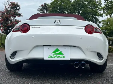 Mazda MX-5 (Roadster)