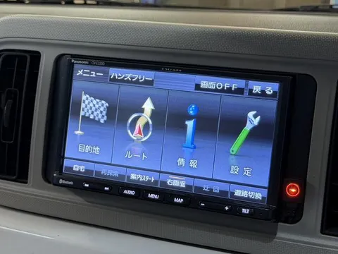 Daihatsu Mira Tocot