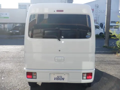Mitsubishi Minicab Van
