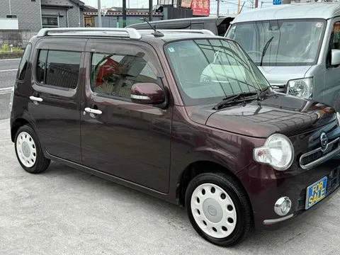 Daihatsu Mira Cocoa