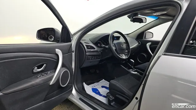 Renault SM3