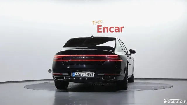 Genesis G90