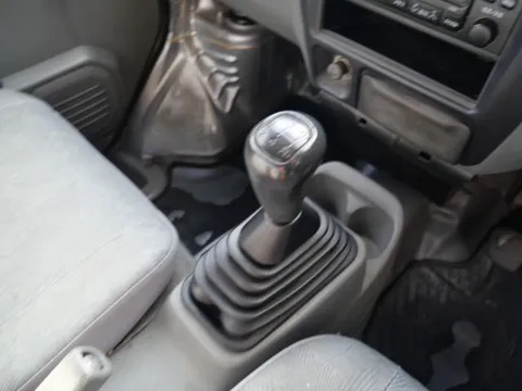 Mitsubishi Minicab Van