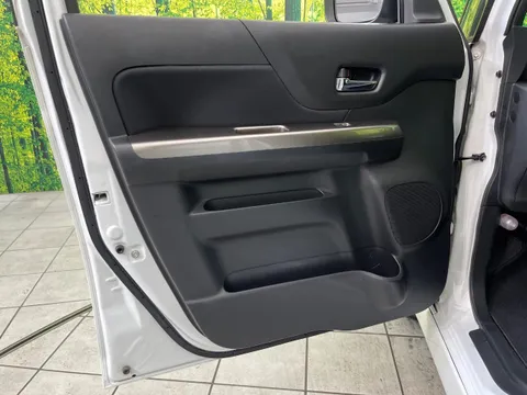 Suzuki Spacia Custom Z