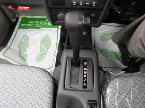 Suzuki Carry Track