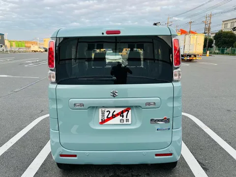 Suzuki Spacia