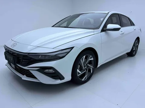 Hyundai Elantra (Avante)