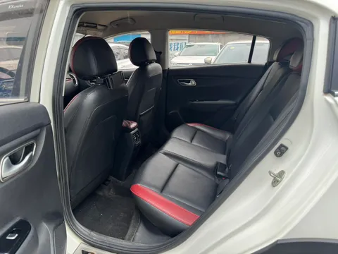 Kia KX