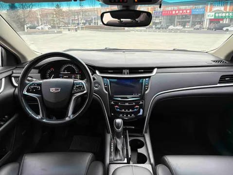 Cadillac XTS
