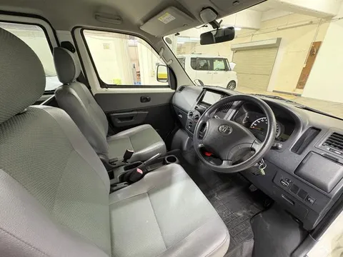 Toyota TownAce Van