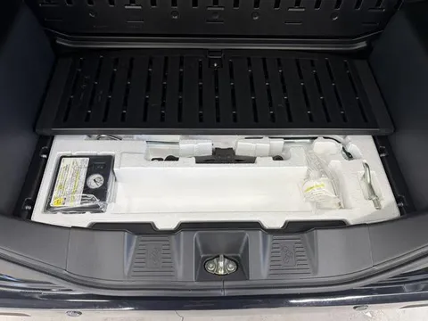 Suzuki Spacia Base