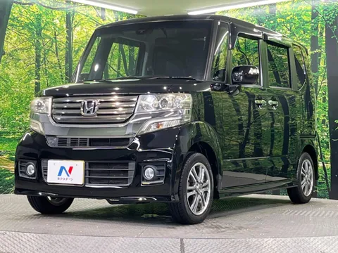 Honda N-BOX Custom