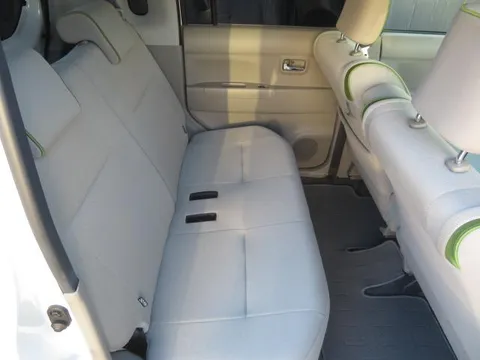 Toyota Pixis Space