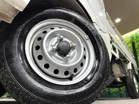 Nissan Clipper Truck