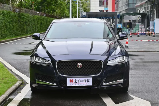 Jaguar XFL