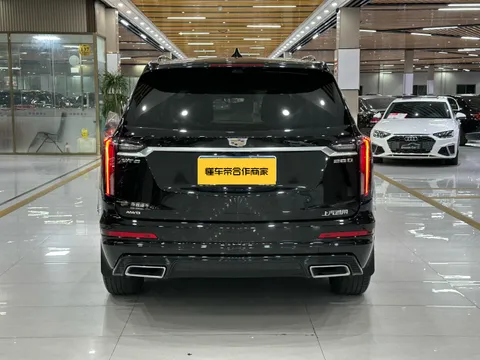 Cadillac XT6