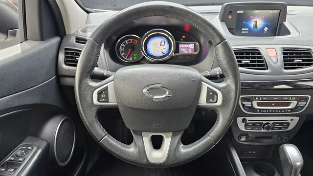 Renault SM3