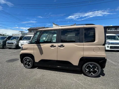 Mitsubishi Delica Mini