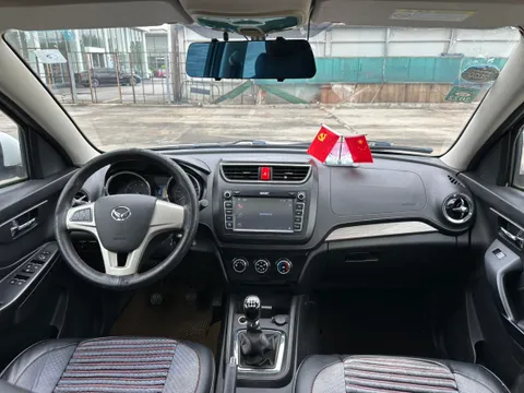 BAIC S3