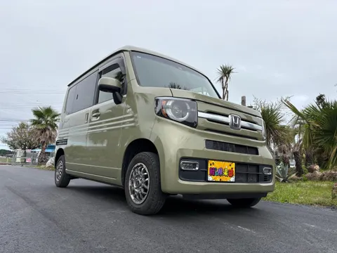 Honda N-VAN Plus Style