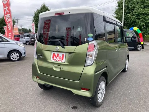 Nissan Dayz Roox