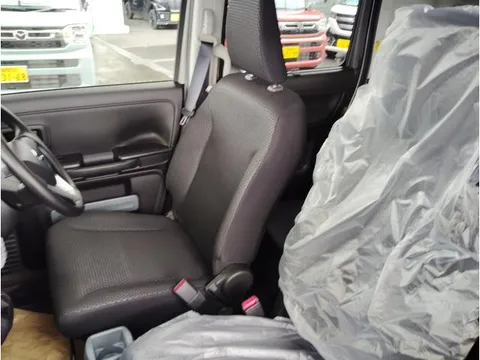 Suzuki Spacia Base