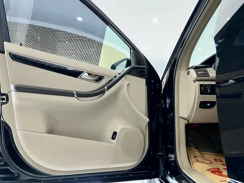 Mercedes-Benz R-Class