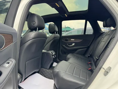 Mercedes-Benz Mercedes-Benz GLC
