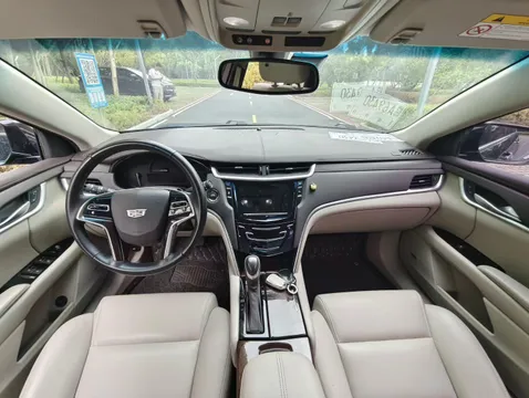 Cadillac XTS