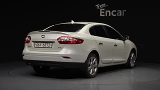Renault SM3