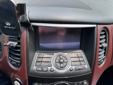 Infiniti QX50