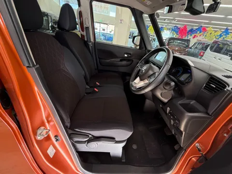Mitsubishi eK X Space