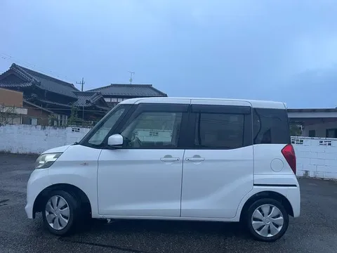 Mitsubishi eK Space
