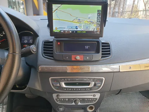 Renault SM3