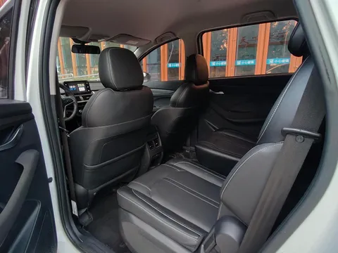 Baojun 360