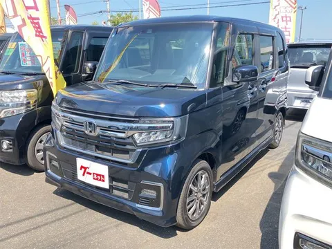 Honda N-BOX Custom