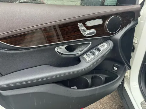 Mercedes-Benz Mercedes-Benz GLC