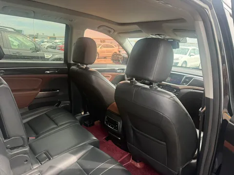 Gac GS8