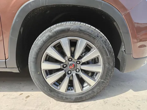 Roewe RX8