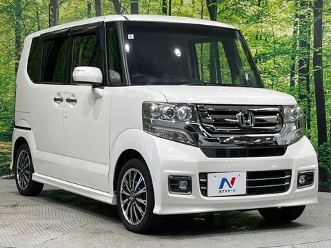 Honda N-BOX Custom