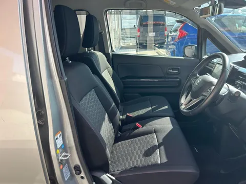 Suzuki Wagon R Stingray
