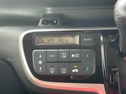 Honda N-BOX Slash