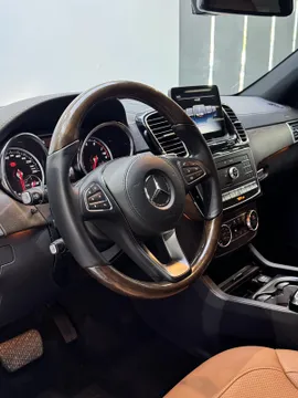 Mercedes-Benz Mercedes-Benz GLS