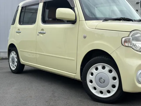 Daihatsu Mira Cocoa