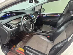 Honda Jade