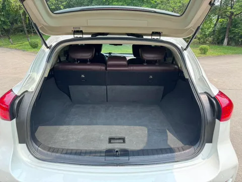 Infiniti QX50