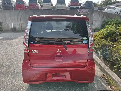 Mitsubishi eK Custom