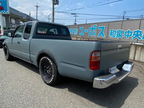 Toyota Hilux Sports Pick Up