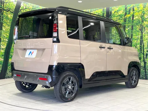 Mitsubishi Delica Mini