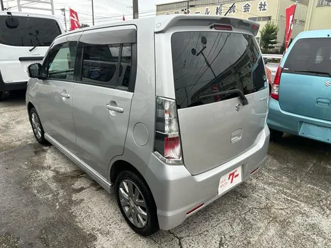 Suzuki Wagon R Stingray
